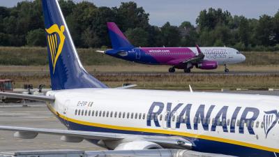 Mi késztet minket arra, hogy a Ryanairt vagy a Wizz Airt válasszuk?