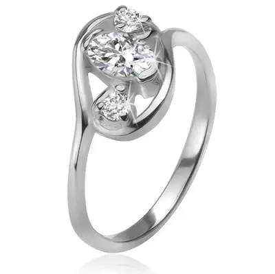 Cirkóniás gyűrű, elipszis körvonal, három, átlátszó, csiszolt kő, 925 ezüst - Nagyság_ 54
